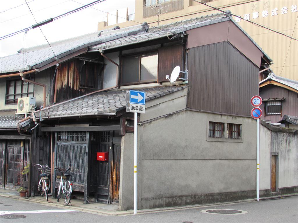 house&street