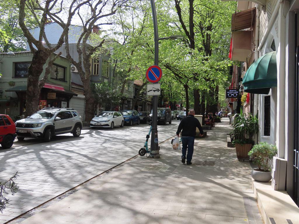 avenue